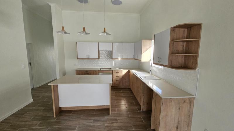 To Let 3 Bedroom Property for Rent in Velddrif Western Cape